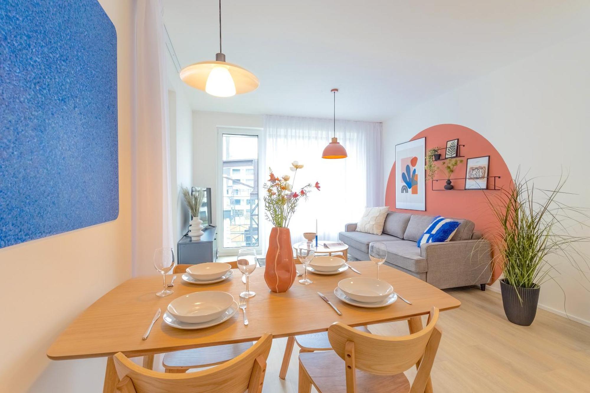 Design Apartment - Balcony, Free Parking, Yoga, 10 Mins To Center, By Gravity Prag Dış mekan fotoğraf