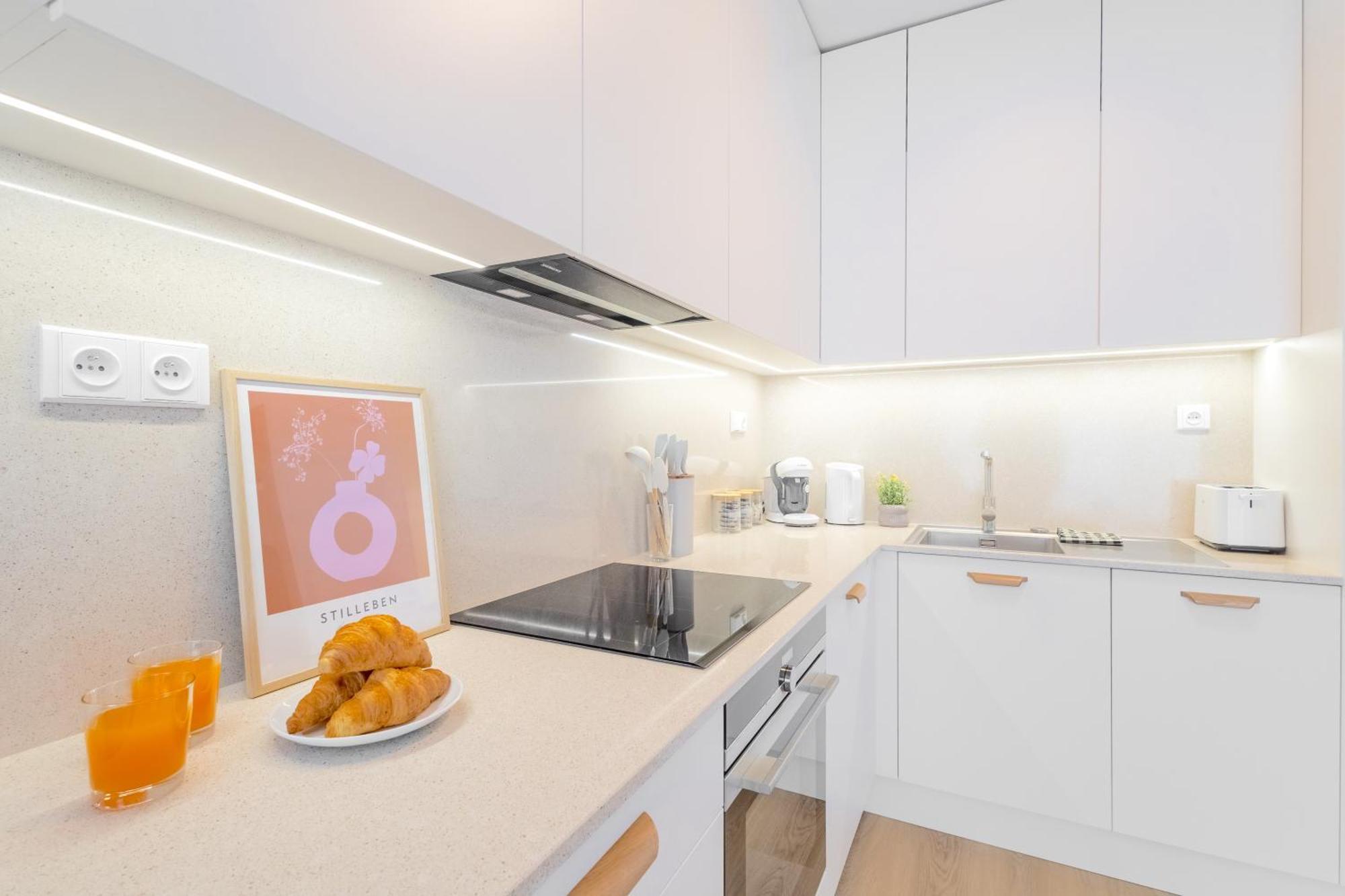 Design Apartment - Balcony, Free Parking, Yoga, 10 Mins To Center, By Gravity Prag Dış mekan fotoğraf